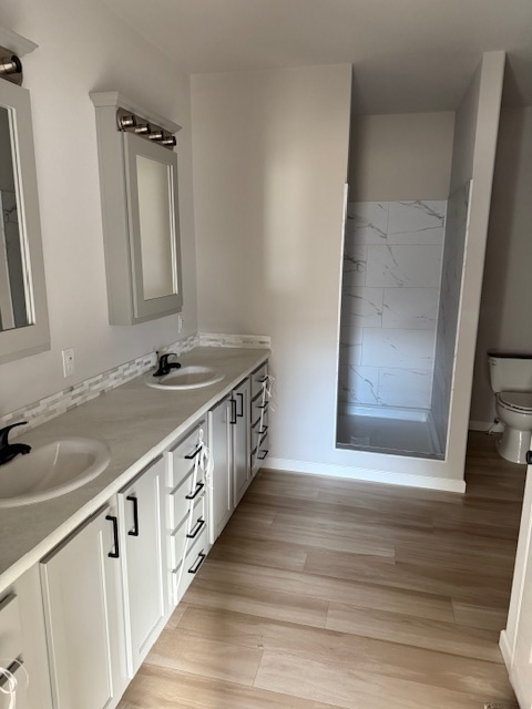 Jackson Model Interior View